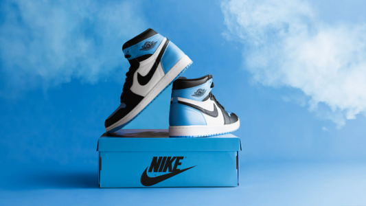 Air Jordan 1 UNC Blue