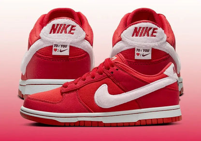 SB Dunk Mens VALENTINES DAY